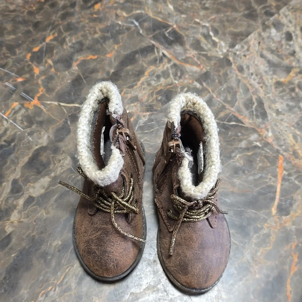 Garnimals Dark Brown Boots‎ Size 4